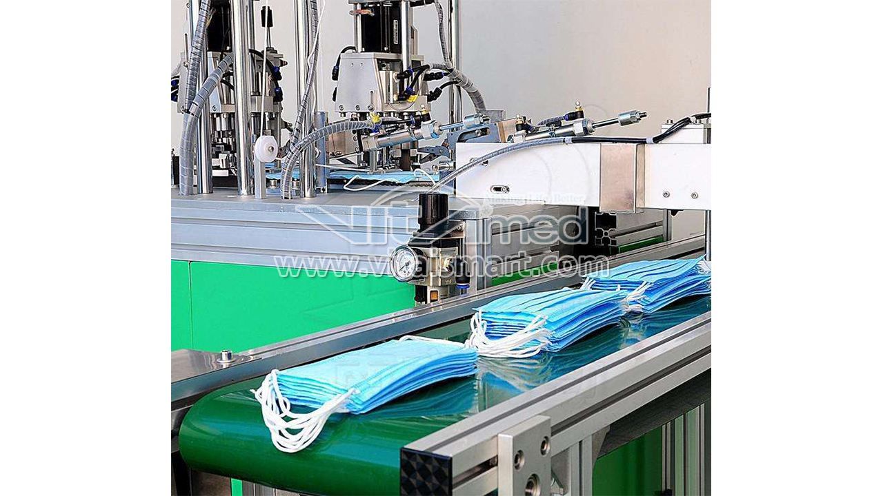 The automatic production line of disposable face masks